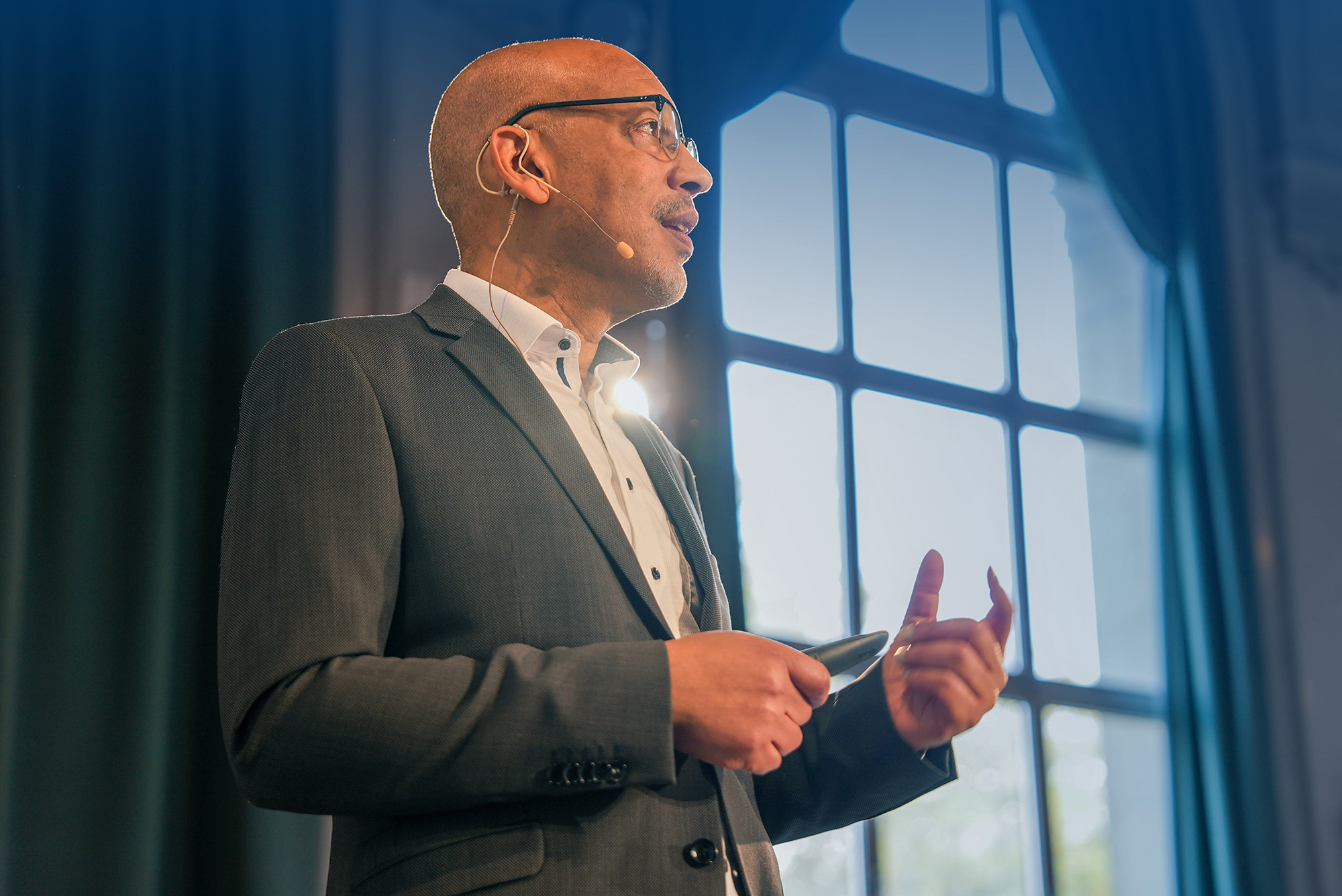 Cybersecurity keynote speaker David Mantock engaging with business leaders